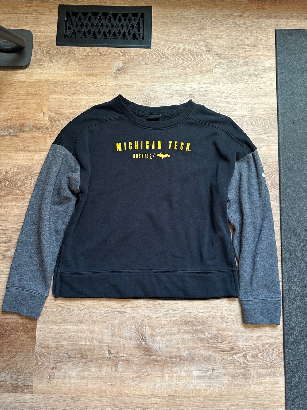 Nike Michigan Tech Huskies Black Pullover Sweatshirt with Yellow Lettering